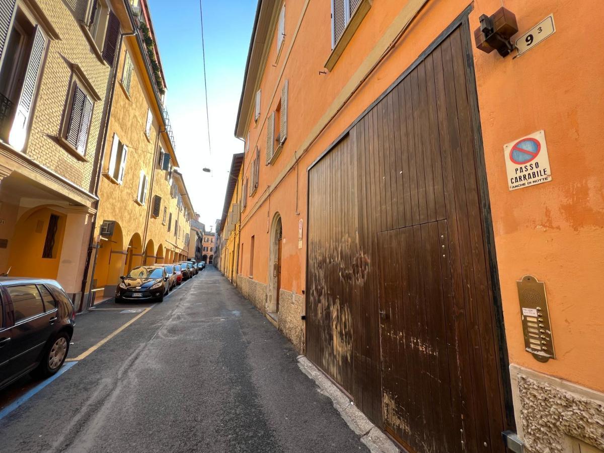 Housmart Senzanome 9/3 Apartment Bologna Exterior photo